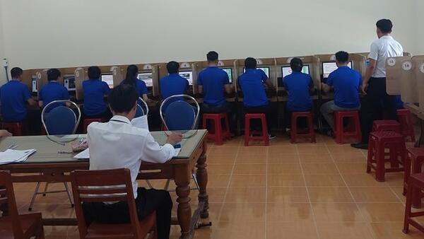 Triển khai áp dụng bộ 600 câu hỏi lý thuyết sát hạch lái xe mới trên địa bàn tỉnh quảng ngãi