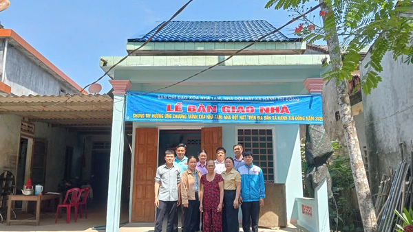 Huyện Nghĩa Hành đã hoàn thành 100% chỉ tiêu xóa nhà tạm, nhà dột nát.