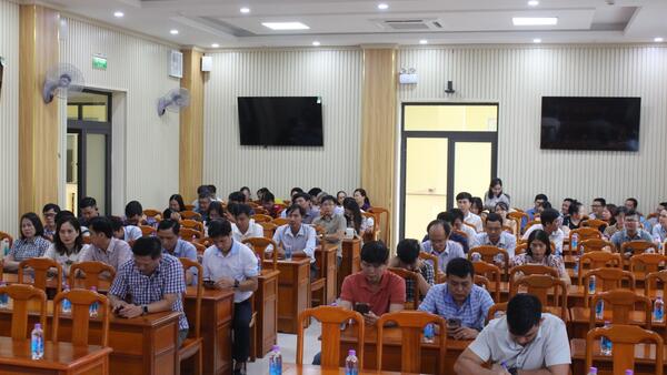 ĐẢNG ỦY SỞ XÂY DỰNG TỔ CHỨC HỘI NGHỊ TRỰC TUYẾN VỀ CHUYÊN MÔN, NGHIỆP VỤ LIÊN QUAN ĐẾN CÔNG TÁC TỔ CHỨC XÂY DỰNG ĐẢNG, QUẢN LÝ NHÀ NƯỚC, TỔ CHỨC VÀ HOẠT ĐỘNG CỦA MẶT TRẬN TỔ QUỐC, CÁC ĐOÀN THỂ CHÍNH TRỊ Ở CẤP XÃ (MỚI)