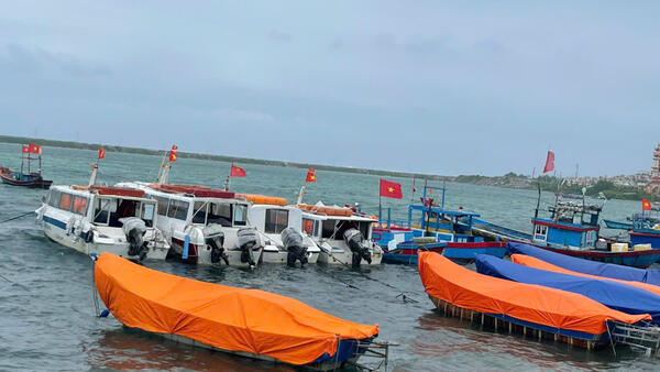 Cấp bách triển khai công tác đảm bảo an toàn giao thông đường thủy nội địa trong mùa mưa bão