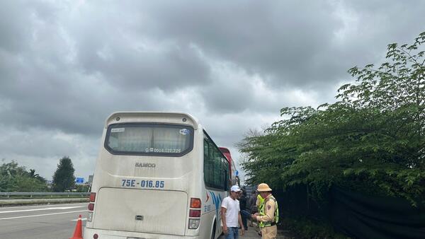 TĂNG CƯỜNG KIỂM TRA, KIỂM SOÁT HOẠT ĐỘNG VẬN TẢI ĐƯỜNG BỘ TRÊN TUYẾN CAO TỐC ĐÀ NẴNG – QUẢNG NGÃI