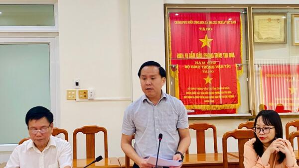 Đoàn Kiểm tra Ban Chỉ đạo tỉnh về thực hiện dân chủ ở cơ sở kiểm tra việc thực hiện dân chủ ở cơ sở tại Sở Xây dựng