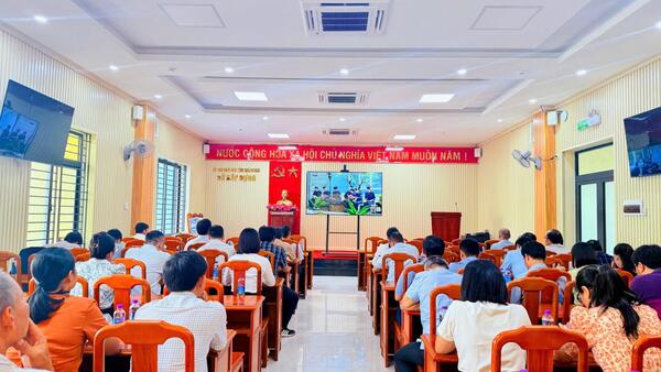 ĐẢNG ỦY SỞ XÂY DỰNG TỔ CHỨC HỌC TẬP, QUÁN TRIỆT CÁC NGHỊ QUYẾT, CHỈ THỊ CỦA BỘ CHÍNH TRỊ