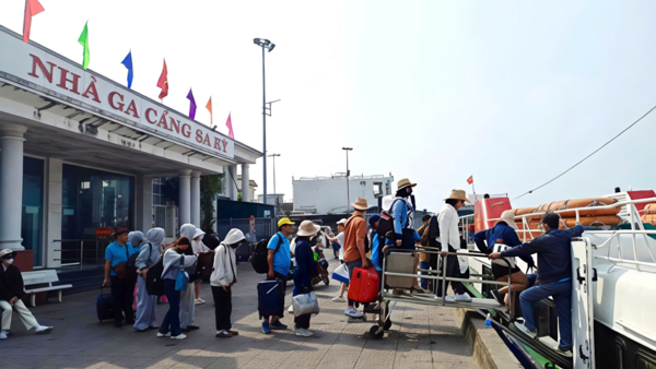 Ban Quản lý cảng tỉnh Quảng Ngãi xây dựng kế hoạch phối hợp phục vụ vận tải đường thủy nội địa trong các dịp Tết năm 2026