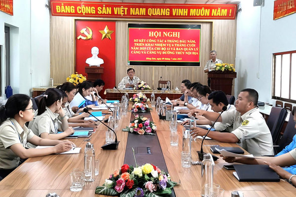 Một số giải pháp xây dựng Chi bộ đảng trong sạch, vững mạnh trong tình hình mới tại Ban Quản lý cảng tỉnh Quảng Ngãi