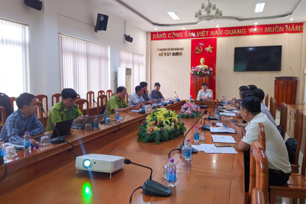 PHỐI HỢP KIỂM TRA, HƯỚNG DẪN NHÀ ĐẦU TƯ RÀ SOÁT, XÁC ĐỊNH VỊ TRÍ DỰ KIẾN ĐẦU TƯ XÂY DỰNG CÁC HẠNG MỤC CÔNG TRÌNH VÀ HƯỚNG TUYẾN ĐƯỜNG DÂY 220 KV THUỘC DỰ ÁN NHÀ MÁY ĐIỆN GIÓ KON PLONG