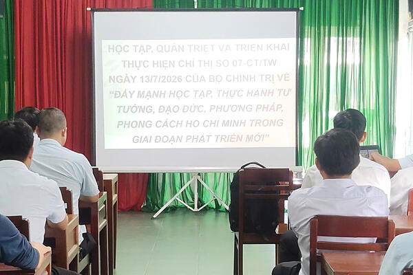 Chi bộ 12 (Trung tâm đào tạo và sát hạch lái xe tỉnh Quảng Ngãi) tổ chức Hội nghị quán triệt, tuyên truyền Chỉ thị số 07-CT/TW của Bộ Chính trị