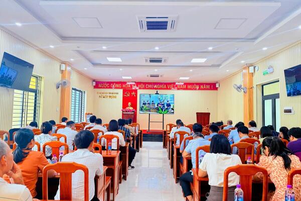 ĐẢNG ỦY SỞ XÂY DỰNG TỔ CHỨC HỌC TẬP, QUÁN TRIỆT CÁC NGHỊ QUYẾT, CHỈ THỊ CỦA BỘ CHÍNH TRỊ