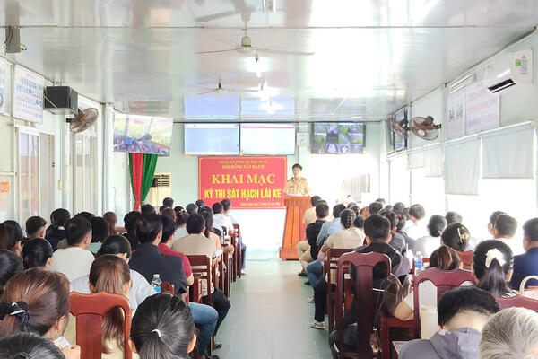 Trung tâm đào tạo và sát hạch lái xe tỉnh Quảng Ngãi: Chất lượng  đào tạo được khẳng định qua kết quả sát thi hạch lái xe